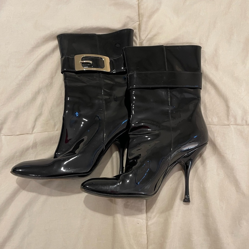 GUCCI  Patent Leather VERNICE DIAMOND Silver Buckle Black ANKLE BOOTS!